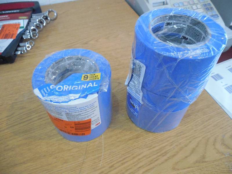 lot 16 image: 10 ROLLS OF PAINTERS TAPE