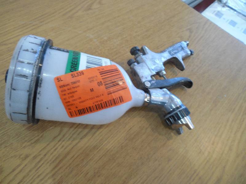 lot 20 image: Husky Gravity Feed HVLP Spray Gun