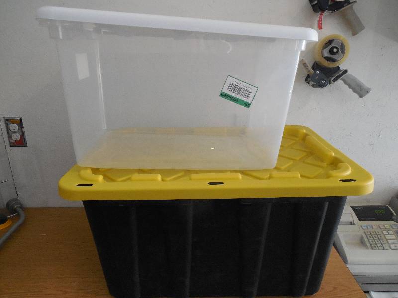 lot 45 image: LOT OF 2 TOTES