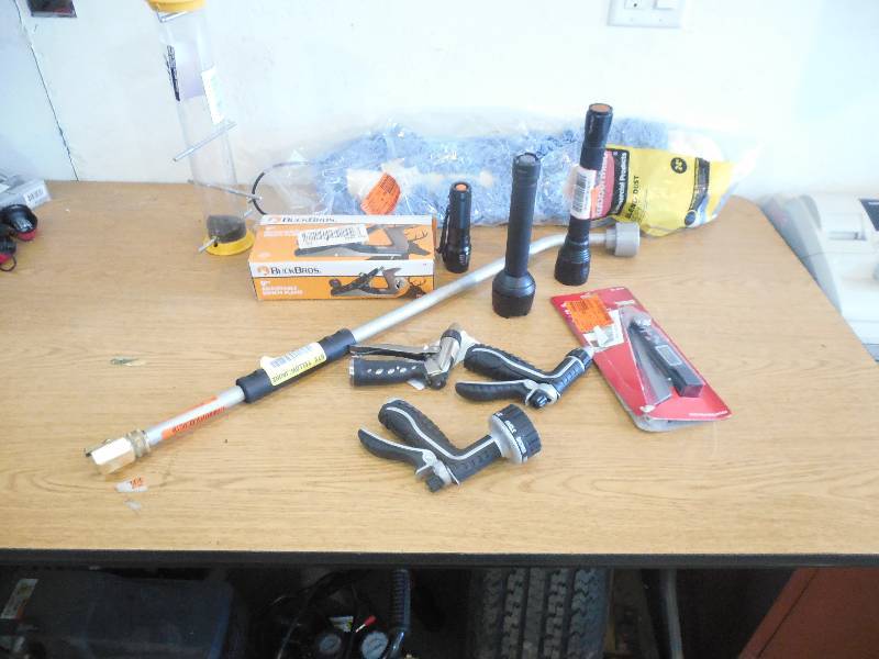 lot 55 image: ASSORTED HANDYMAN LOT
