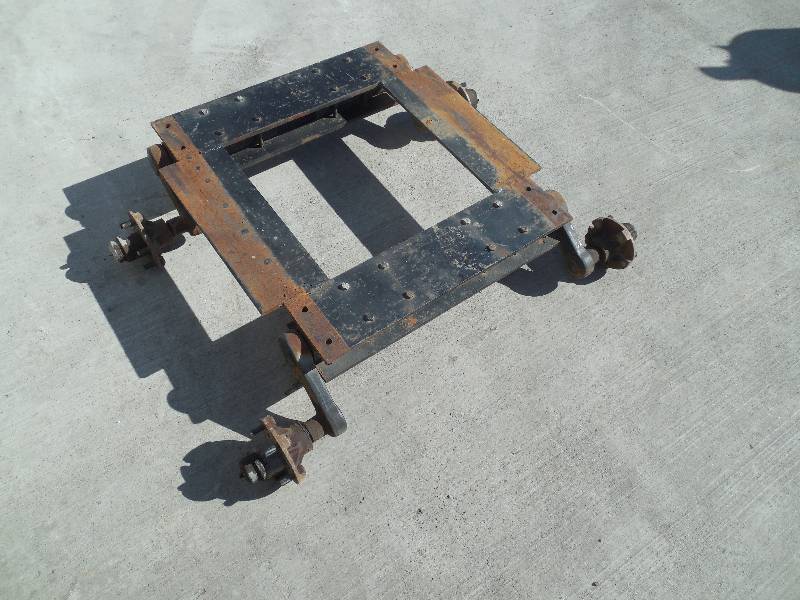 lot 62 image: PONTOON TRAILER AXLES WITH FRAME