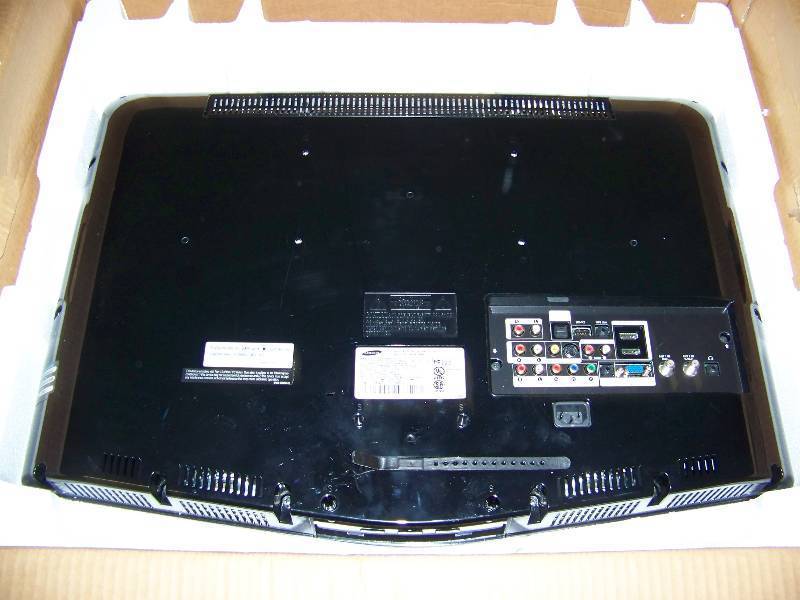 lot 17 image: 26, Samsung, LCD, HDTV  Television in Original Box