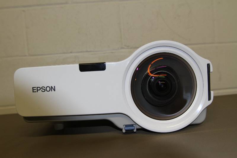 lot 10 image: Epson PowerLite 410W WXGA Widescreen Short-Throw High Definition HD Capable Projector