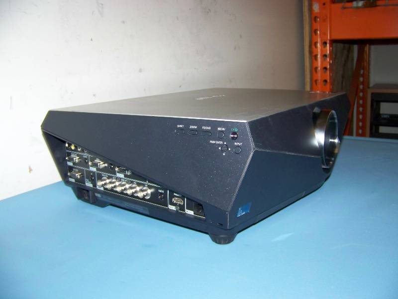 lot 11 image: Sony, VPL-FX40.LCD, LCD Projector with HDMI and Remote Control