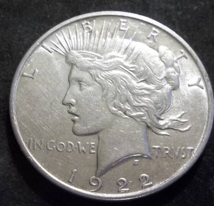 1922 D  Silver Peace Dollar