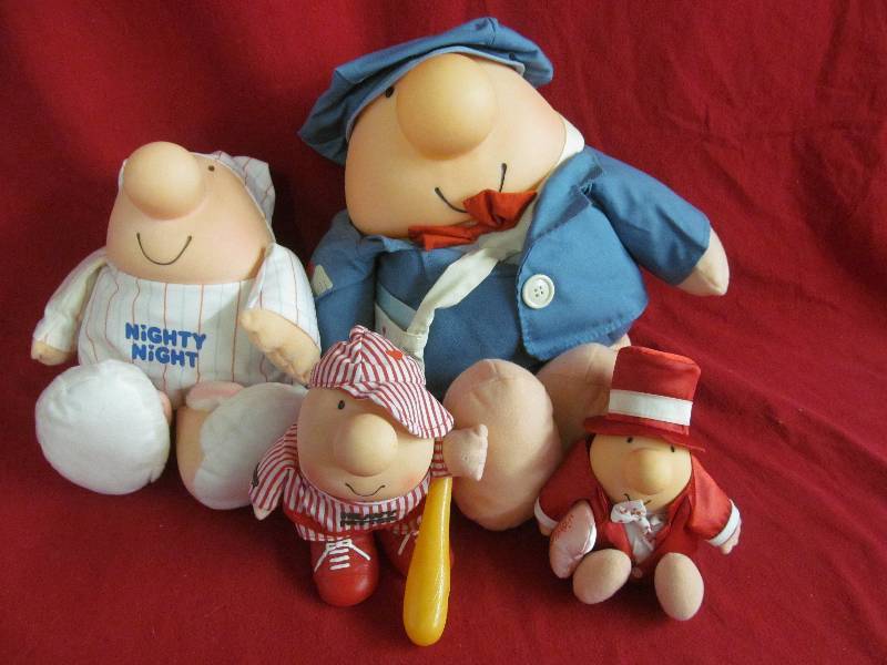 lot 126 image: Ziggy toys