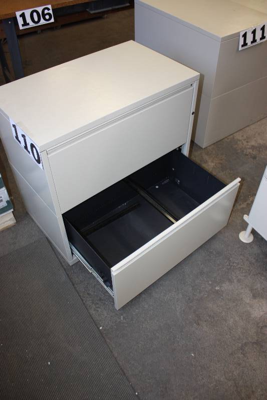 lot 110 image: Lateral 2 Drawer File Cabinet