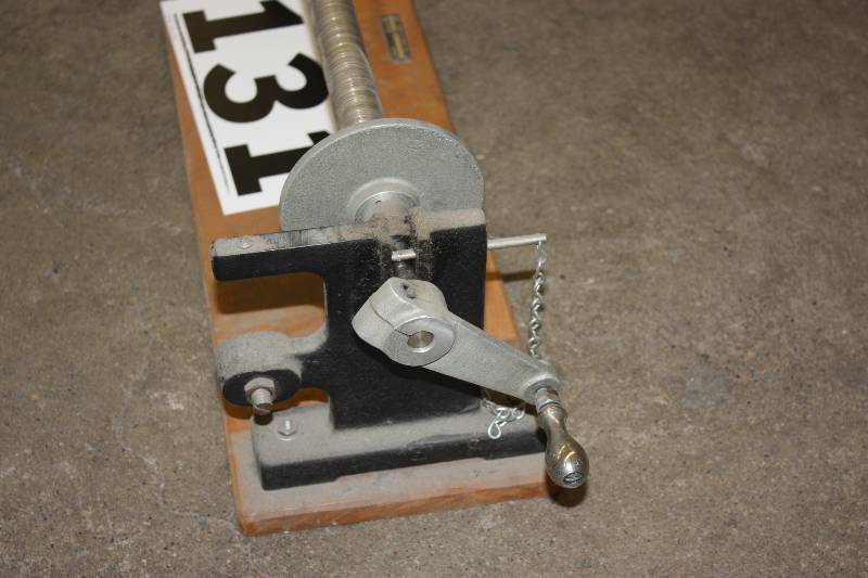 lot 131 image: SlitterRoller