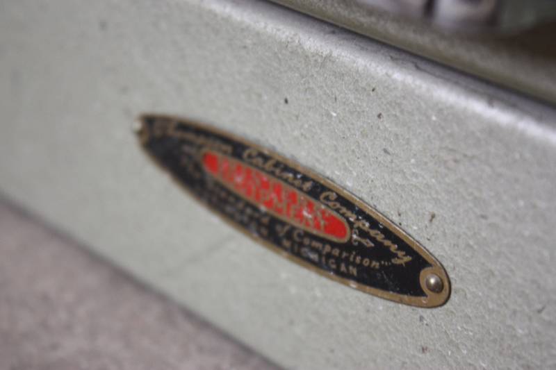 lot 125 image: California Type Case