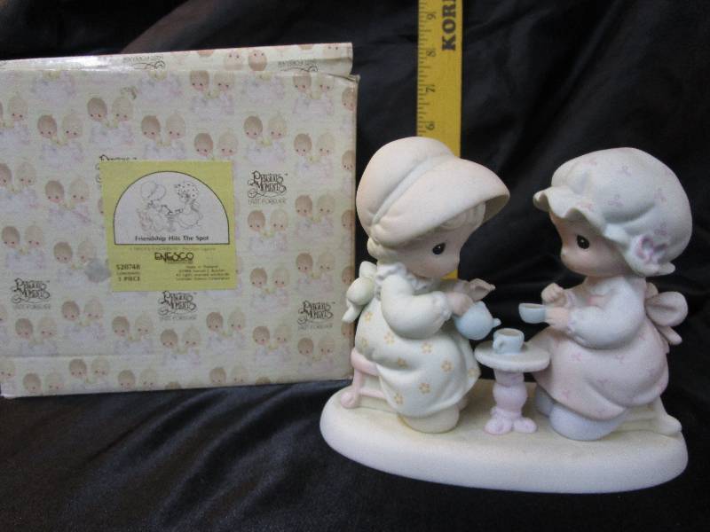 lot 26 image: Precious Moments
