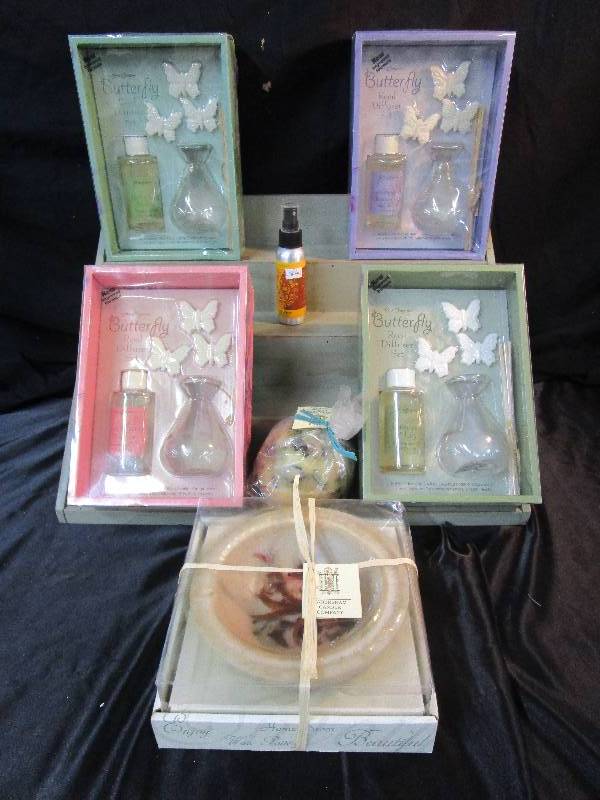 lot 72 image: Diffusers and Candles