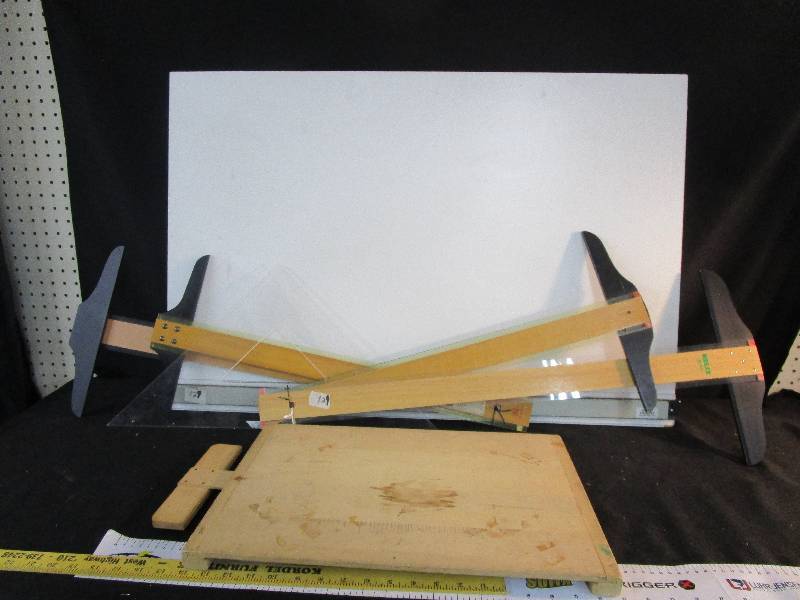lot 113 image: Drafting Set Table, Squares, Paper and a suitcase with all the little Shapes