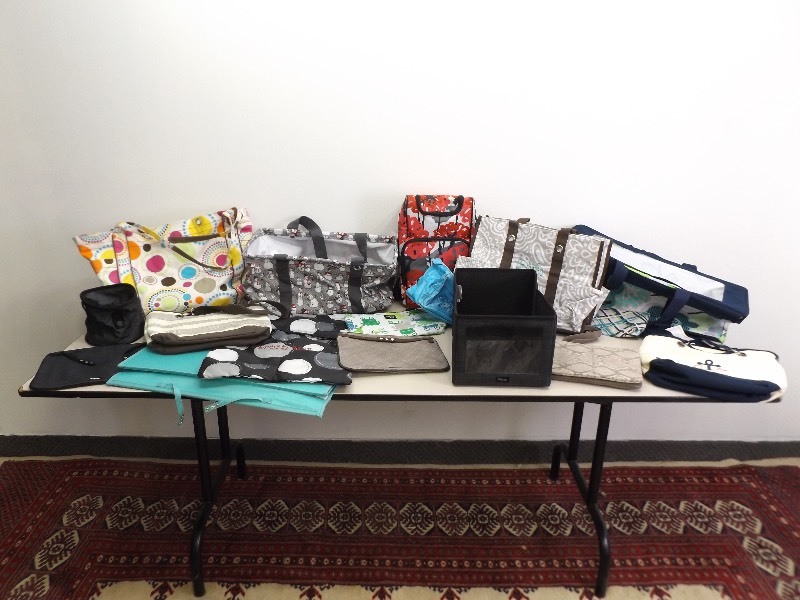Large Lot of Like New Thirty-One Bags, Purses, etc.