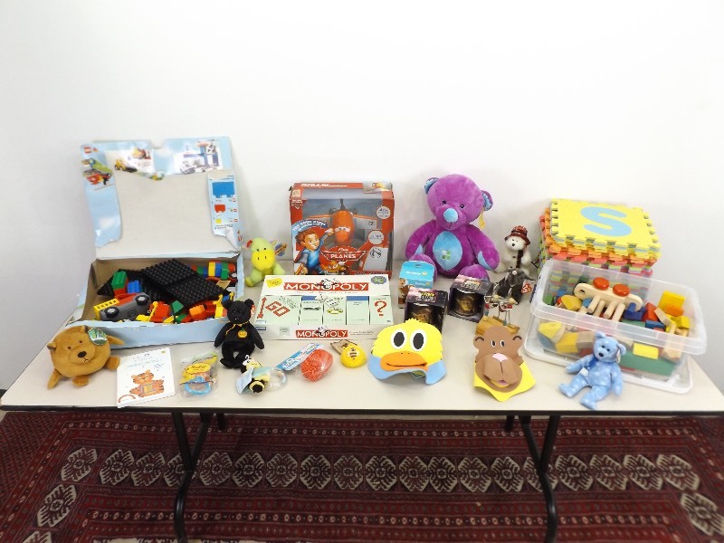 Large Lot of NEW and Gently Used Toys