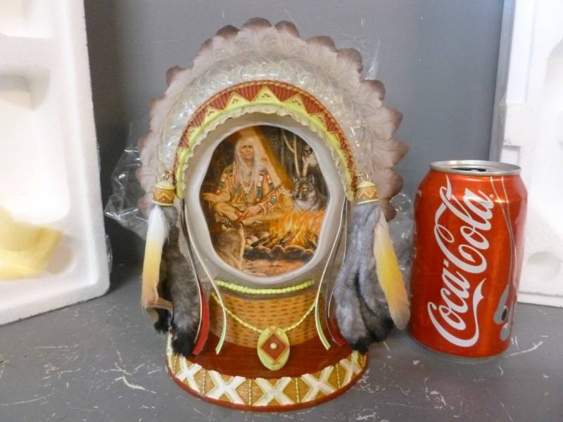 lot 16 image: Native American Themed
