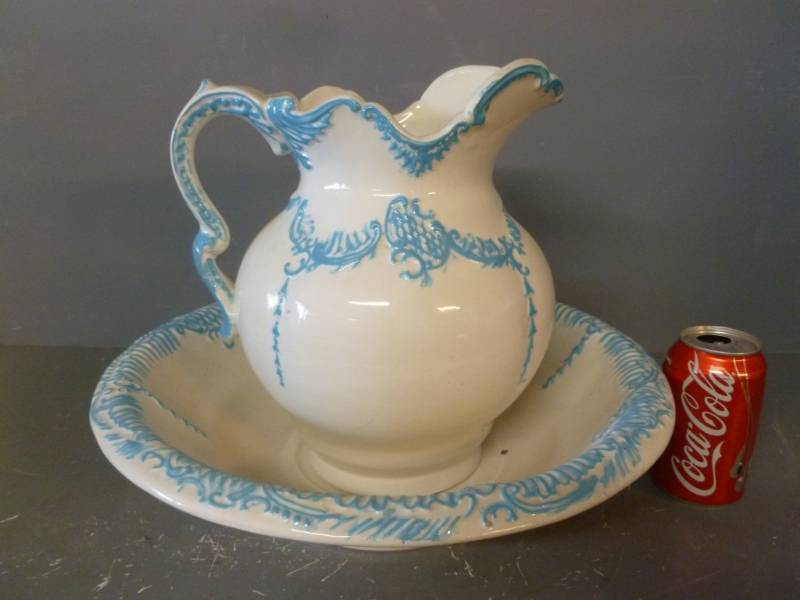 lot 30 image: Wash Basin And Pitcher