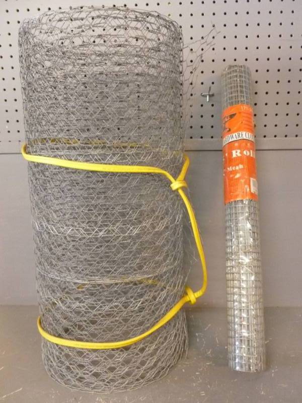lot 35 image: Garden Fencing