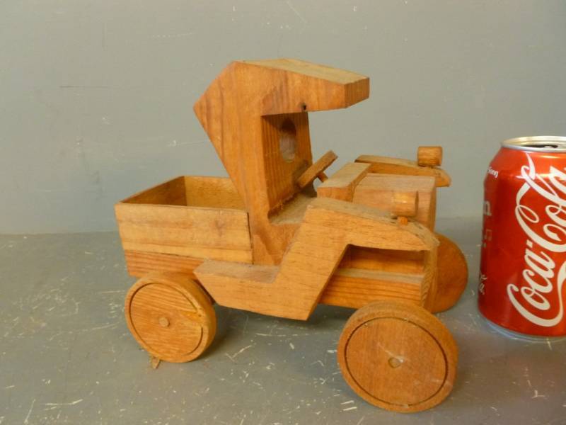 lot 41 image: Custom Made Wooden Toy