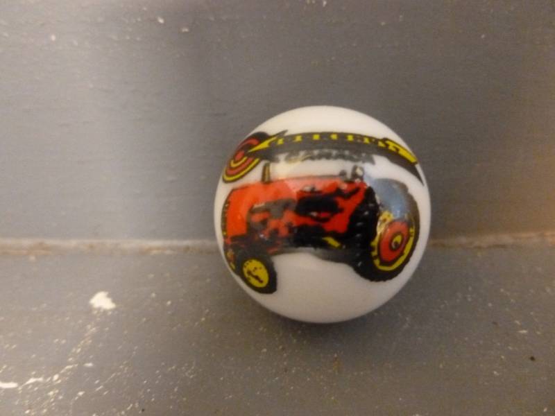 lot 76 image: Logo Marble