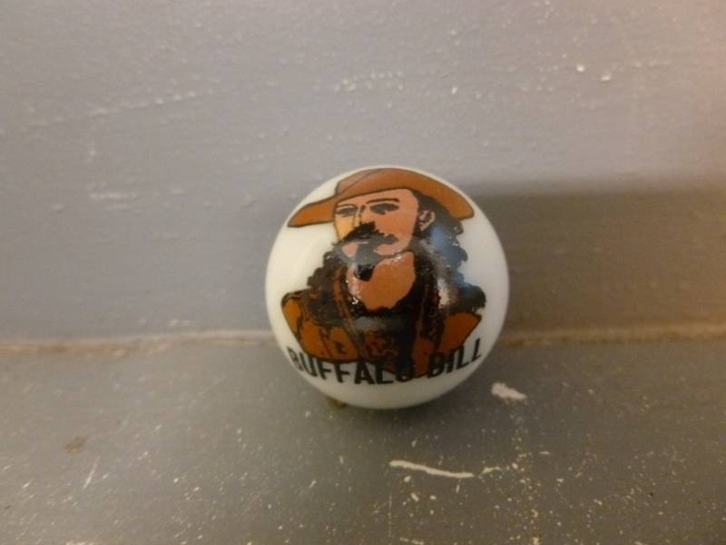 lot 77 image: Logo Marble