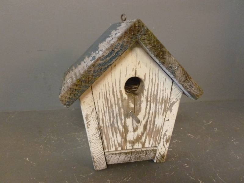 lot 84 image: Wooden Bird House