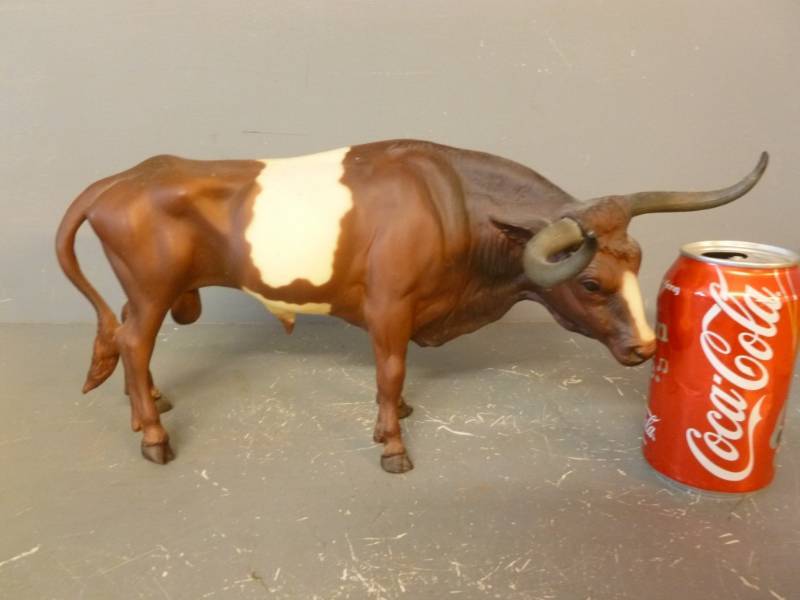 lot 96 image: Breyer Longhorn Steer