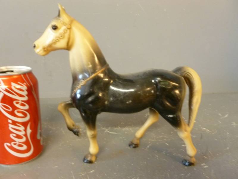 lot 99 image: Vintage Hartland Plastics Toy Horse