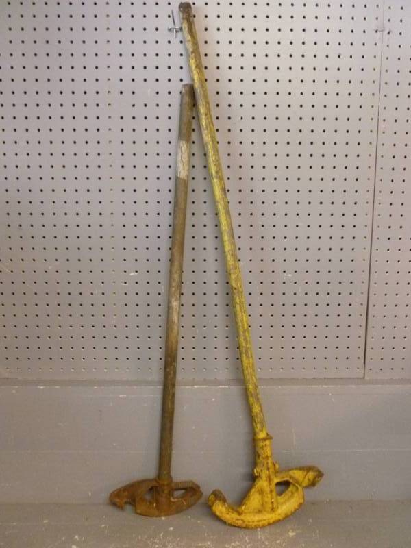 lot 183 image: Pipe Bender