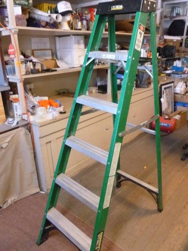 lot 202 image: Step Ladder