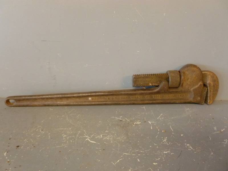 lot 242 image: Ridgid Pipe Wrench