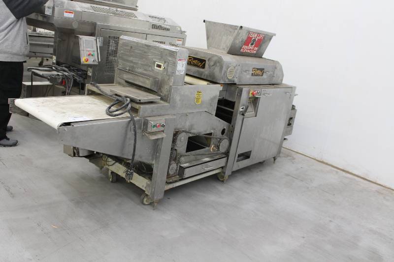 lot 4 image: 1998 Rheon Free Divider Commercial Baking Machine