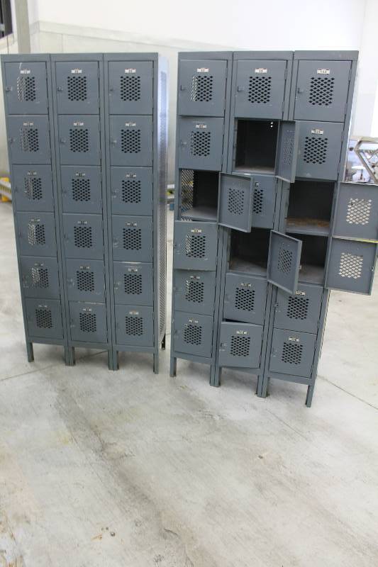 lot 37 image: Lot of (2) Global Metal 18-Locker Cabinets