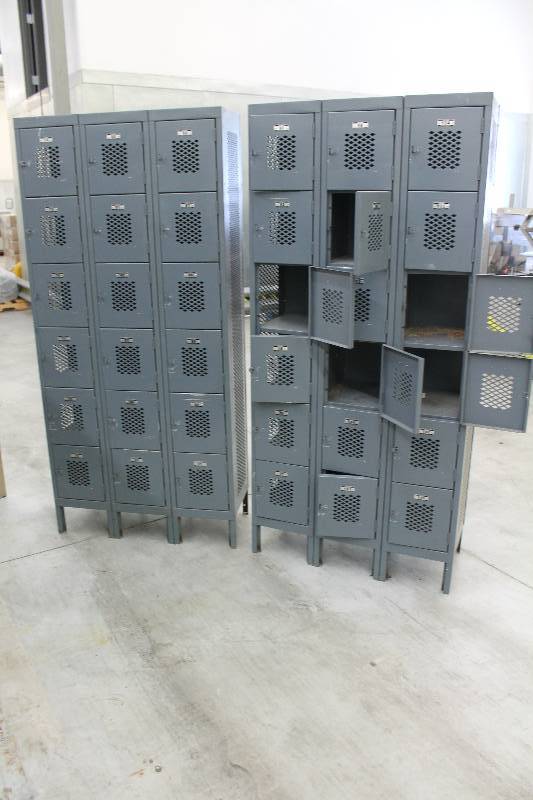 lot 39 image: Lot of (2) Global Metal 18-Locker Cabinets