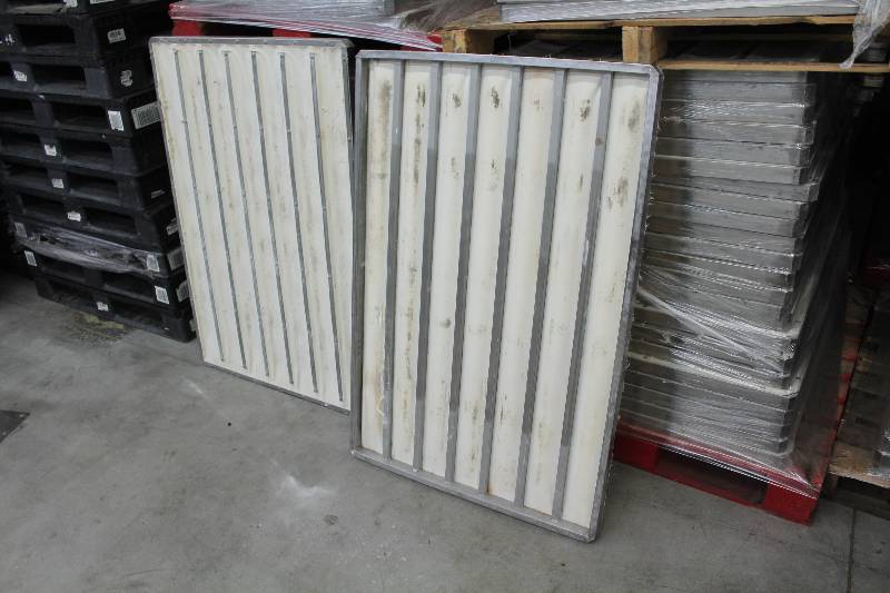 lot 112 image: Pallet Lot of (Approximately 20) Bakery TraysMoulds