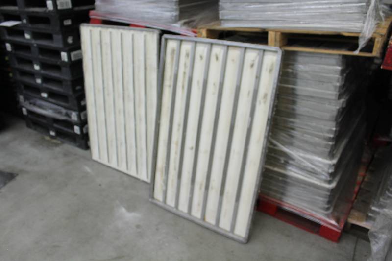 lot 124 image: Pallet Lot of (Approximately 20) Bakery TraysMoulds