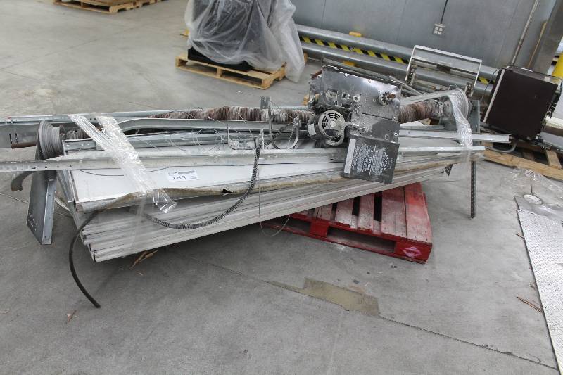 lot 163 image: Garage Door Unit