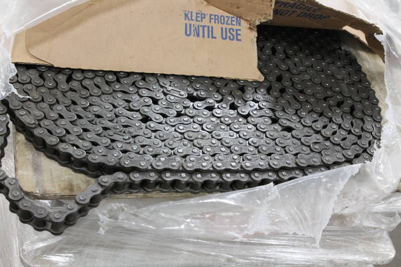 lot 172 image: Lot of (5) Chains - Row Lift