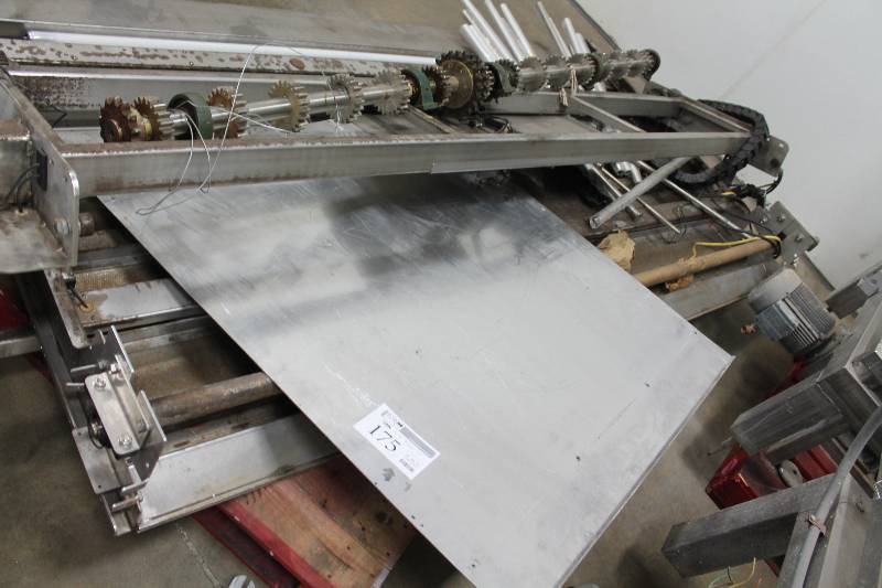 lot 175 image: Scrap Metal