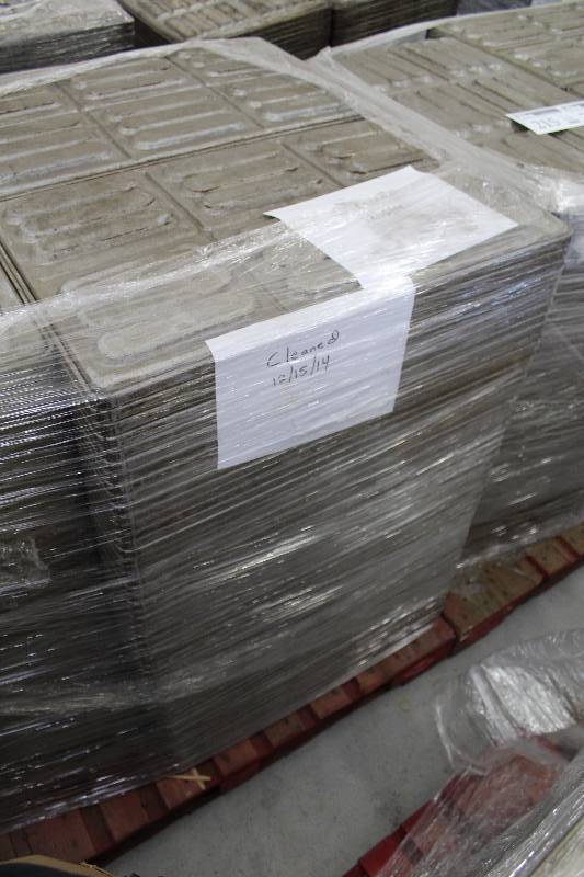 lot 220 image: Lot of Approx. (50) Hot Dog Bread Pans