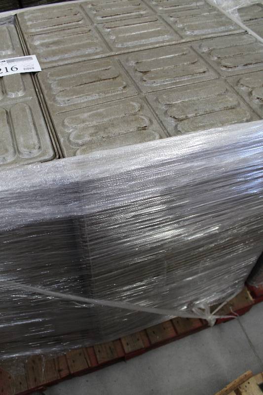 lot 216 image: Lot of Approx. (50) Hot Dog Bread Pans