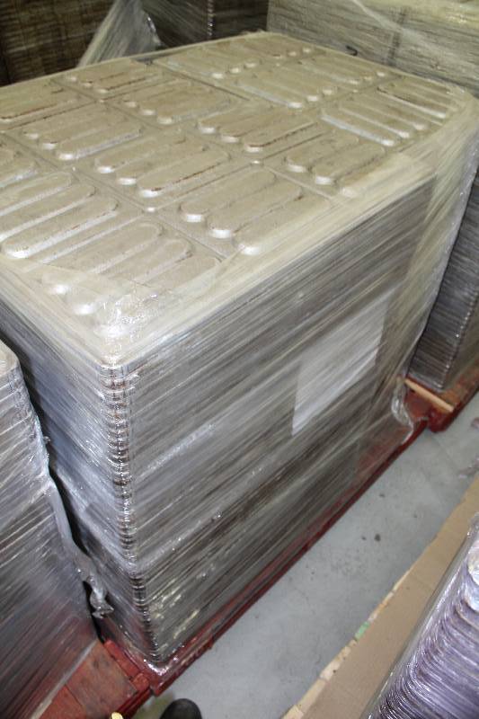 lot 211 image: Lot of Approx. (50) Hot Dog Bread Pans