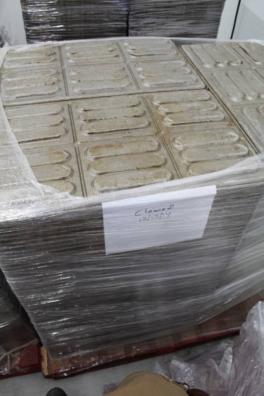 lot 206 image: Lot of Approx. (55) Hot Dog Bread Pans