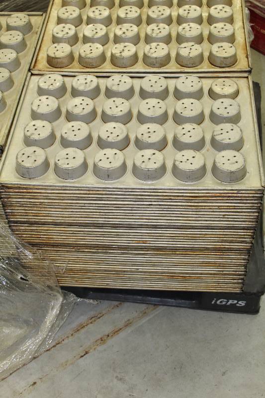 lot 227 image: Lot of Approx. (40) CupcakeMuffin Bread pans