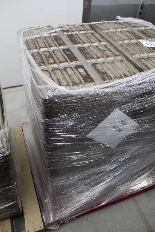 lot 231 image: Lot of Approx. (60) Hot Dog Bread Pans