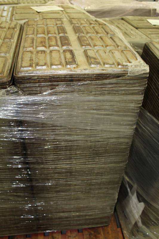 lot 239 image: Lot of Approx. (75) Hot Dog Bread Pans