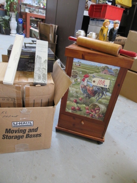 lot 108 image: VEGETABLE BIN AND ACCESSORIES