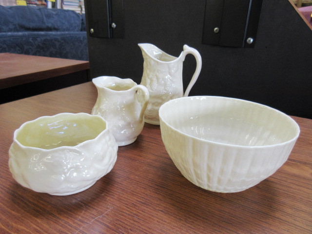 lot 146 image: BELLEEK POTTERY