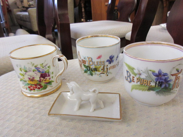 lot 166 image: ANTIQUE MUGS AND HORSE TRAY
