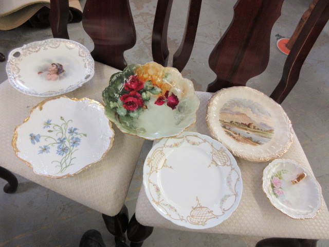 lot 168 image: VINTAGE PLATES
