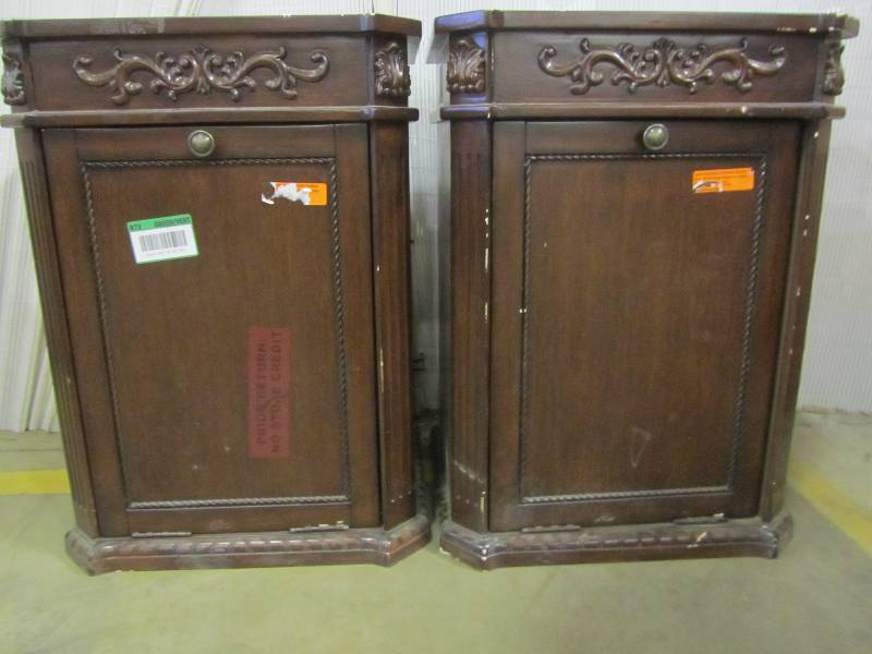 lot 15 image: Home Decorators Collection Chelsea 20 in. W Pull Open Hamper in Antique Cherry